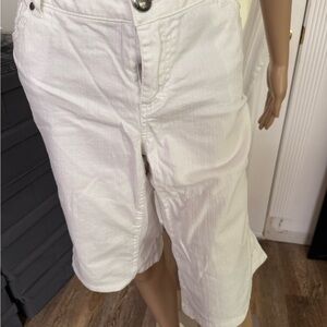 Torrid Women's White Bermuda Shorts